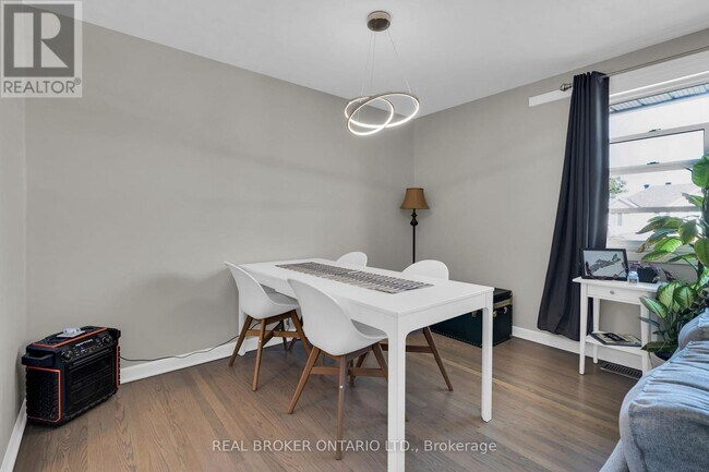 Photo du bâtiment - 1178 Clyde Ave.
