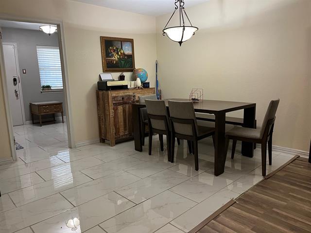 Foto del edificio - 7706 Meadow Rd