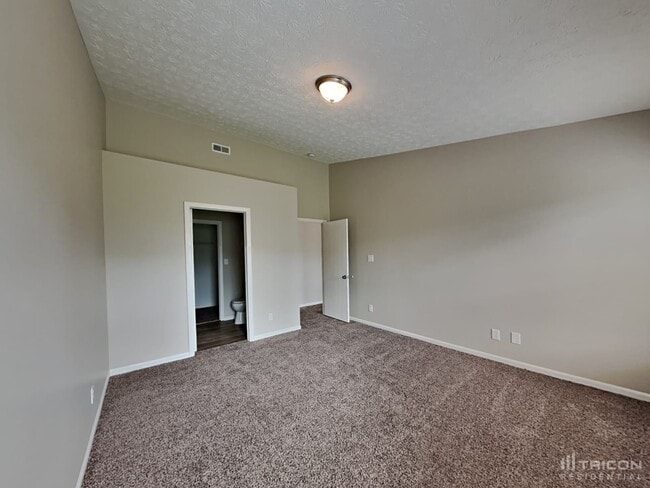 Foto del edificio - 6811 Smithfield Blvd