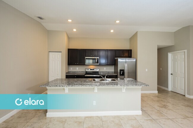 Building Photo - 2241 RAMROD LN SE