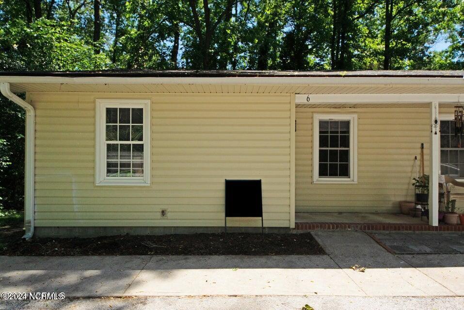 Primary Photo - 2 Joann Dr