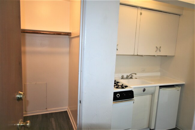 Foto del edificio - 1435 Pearl St