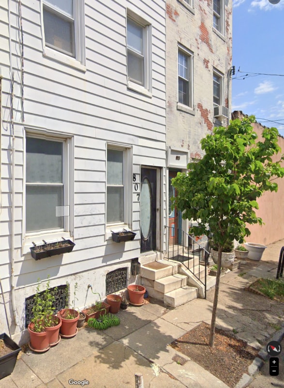 Primary Photo - 807 Alter St