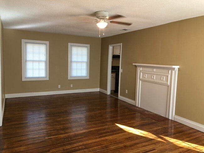 Building Photo - 314 Jewel Dr