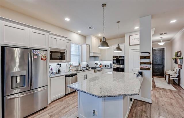 Building Photo - 1415 White Squall Trl