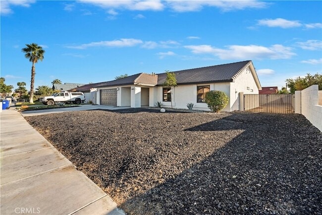 Foto del edificio - 68135 Encinitas Rd