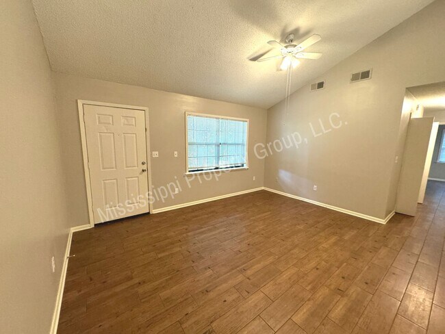 Foto del edificio - 3BR/2BA Home