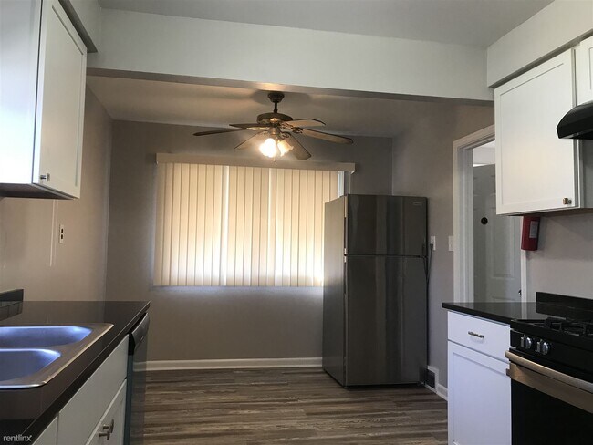 Foto del edificio - 4 br, 1 bath House - 1808 Charter St