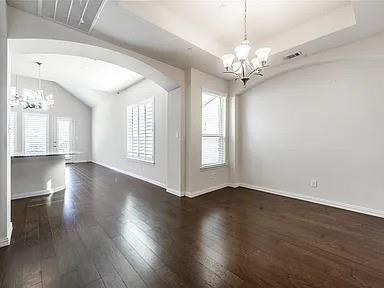Building Photo - 8760 Iron Horse Dr