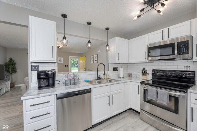 Building Photo - 8126 Xenia Dr