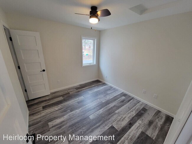 Foto del edificio - 3 br, 2 bath House - 420 N 80th Ave W