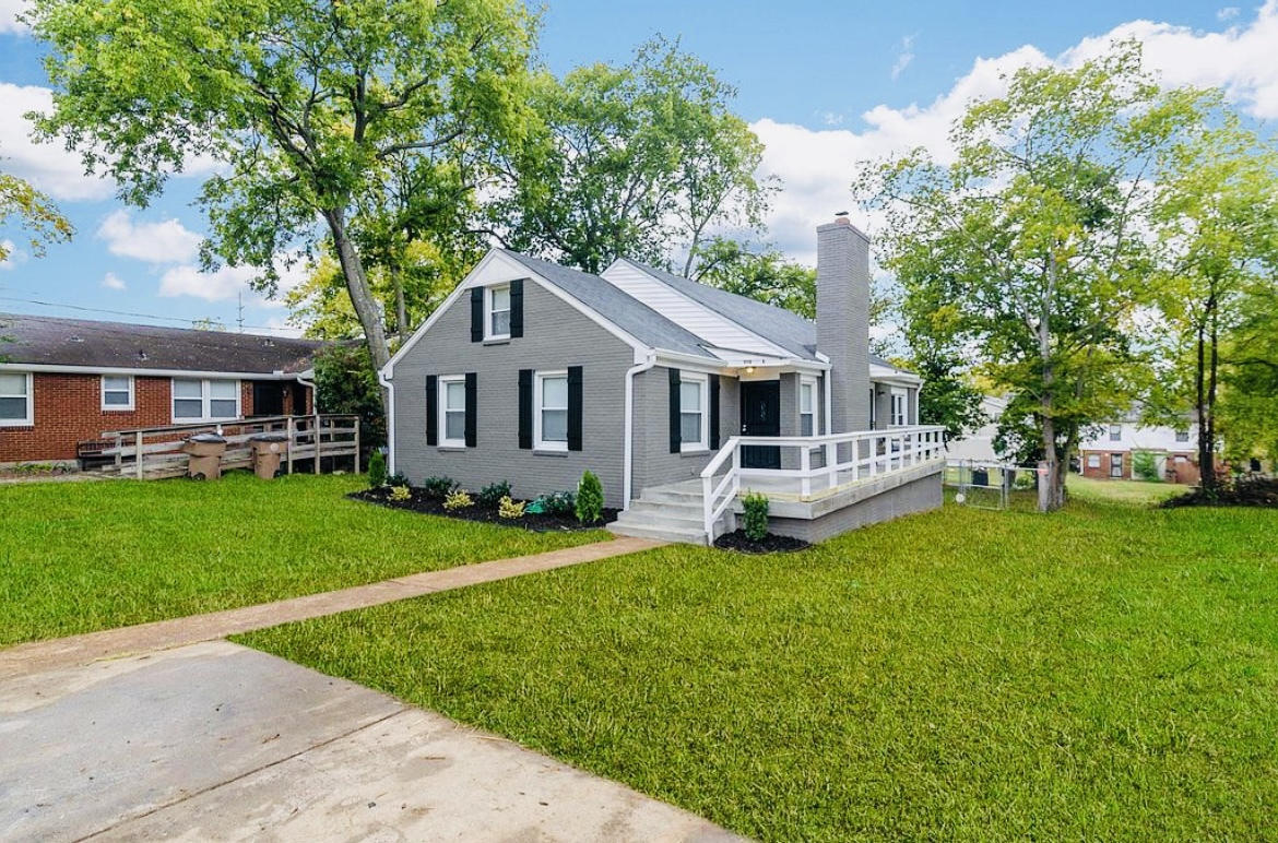 Foto principal - 930 32nd Ave N