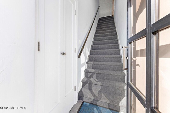 Foto del edificio - 160 Monmouth St