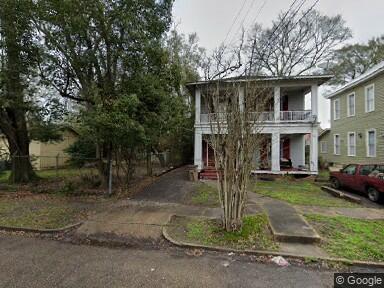 Primary Photo - 1312 Brown St