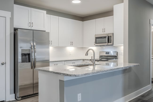 Building Photo - Luxe Park