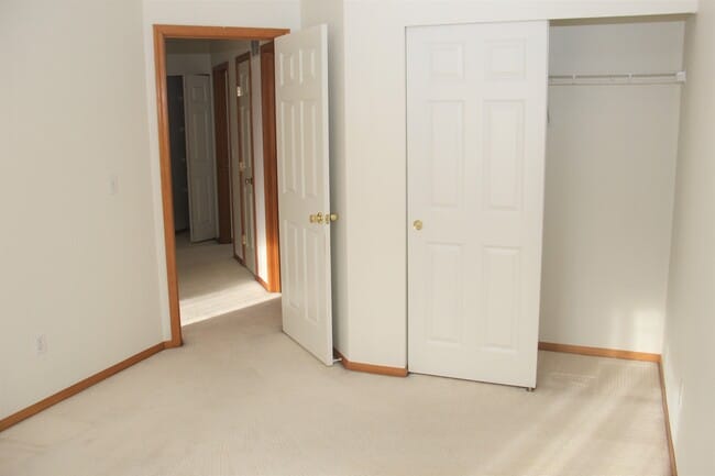 Building Photo - 4006 S 126th St