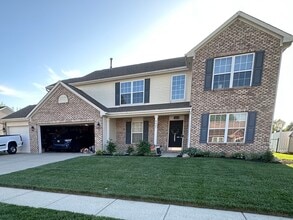 Building Photo - 884 Quillen Ct