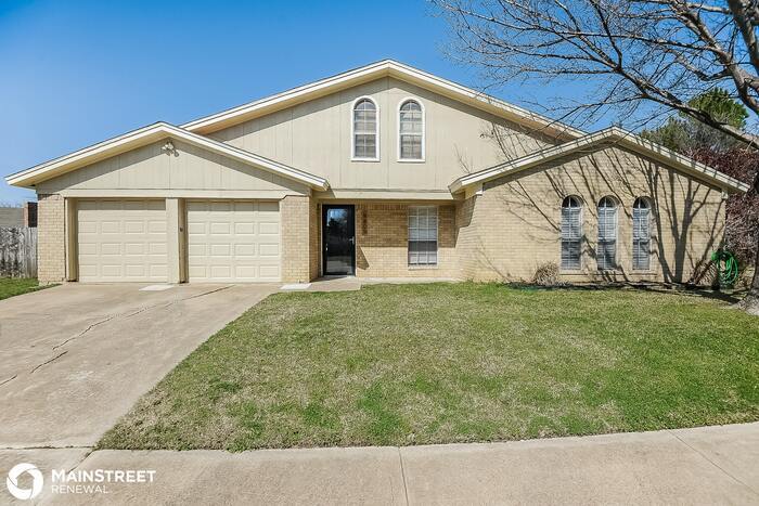 Primary Photo - 8805 Main St, North Richland Hills, TX 76182