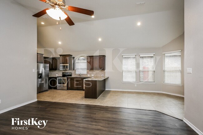 Building Photo - 11448 Starlight Ranch