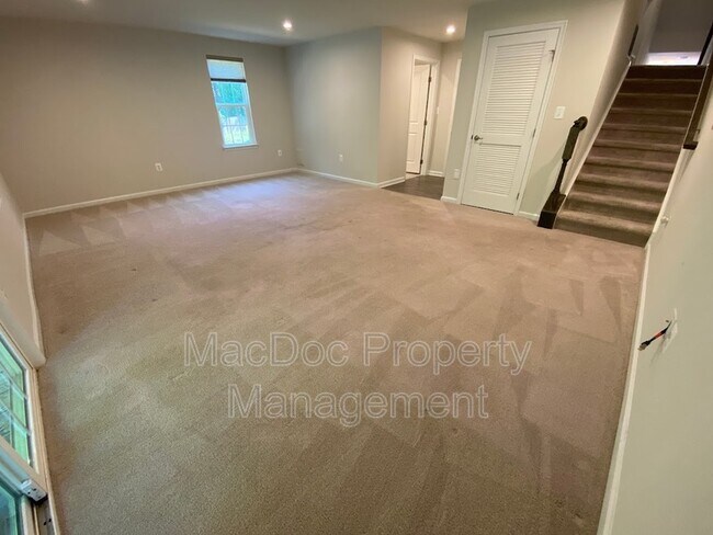 Foto del edificio - 9730 Cedarmass Cir