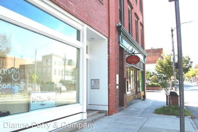 Building Photo - 2 br, 1.5 bath House - 29 S. Front St. B