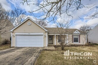 3122 Eugene Ln