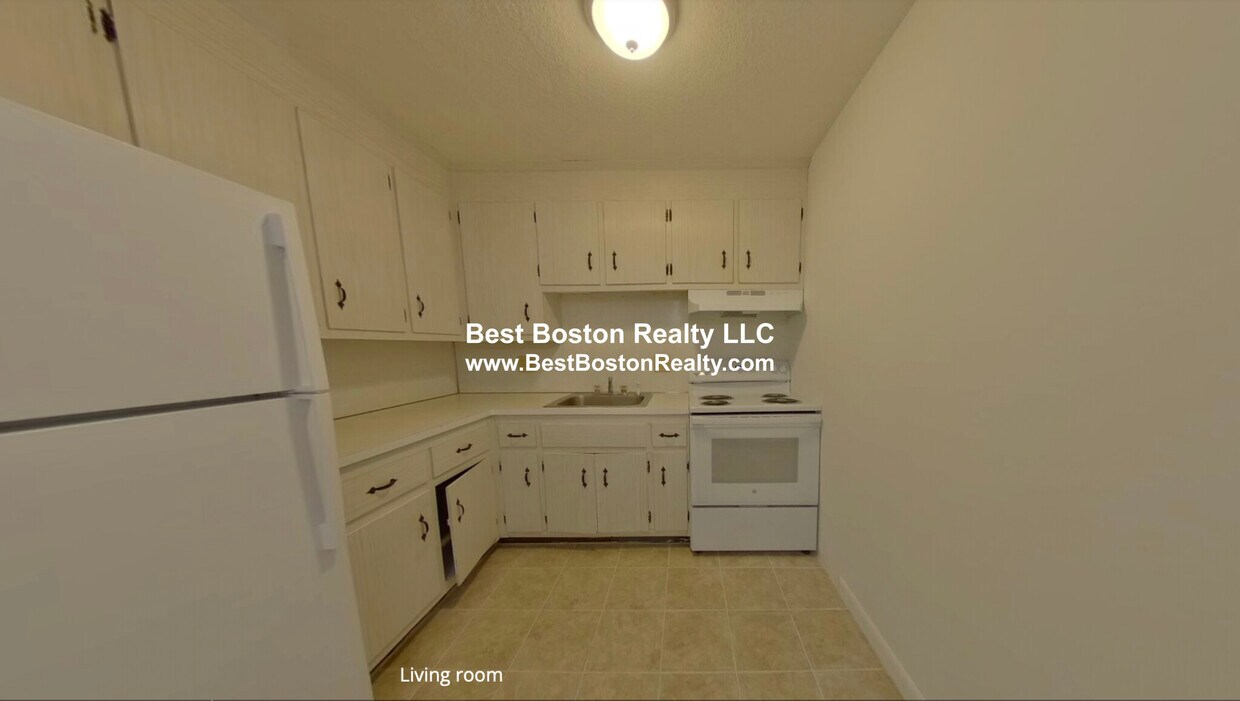 Building Photo - 216 Revere Beach Pkwy