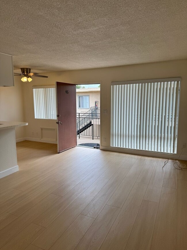 Building Photo - 7414 Mesa College Dr