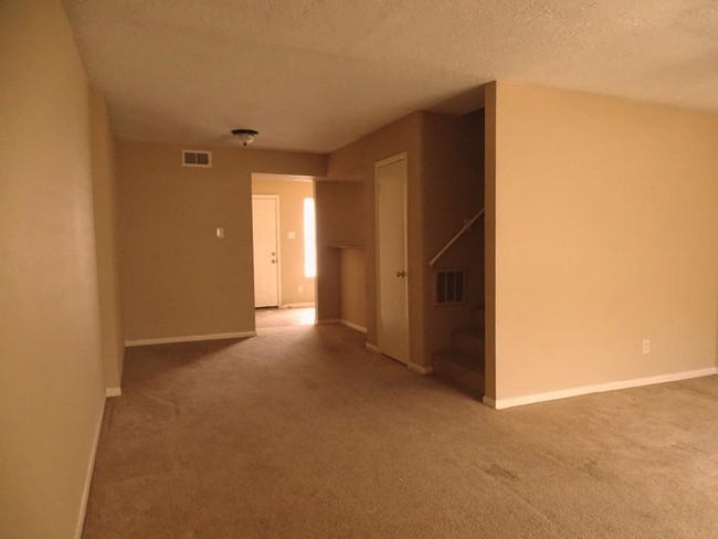 Foto del edificio - 7823 Fuqua St