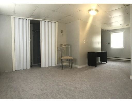 Primary Photo - 325 Lowell St