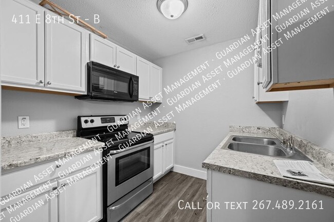 Building Photo - Move in special!!! See description for det...