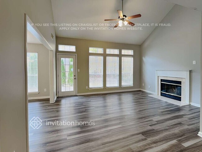 Foto del edificio - 9040 Little Hampton Pl