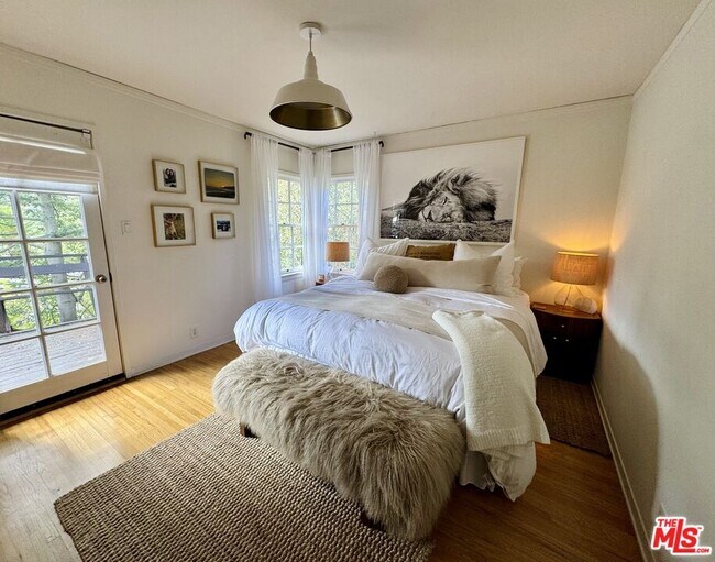 Foto del edificio - 2828 Laurel Canyon Pl