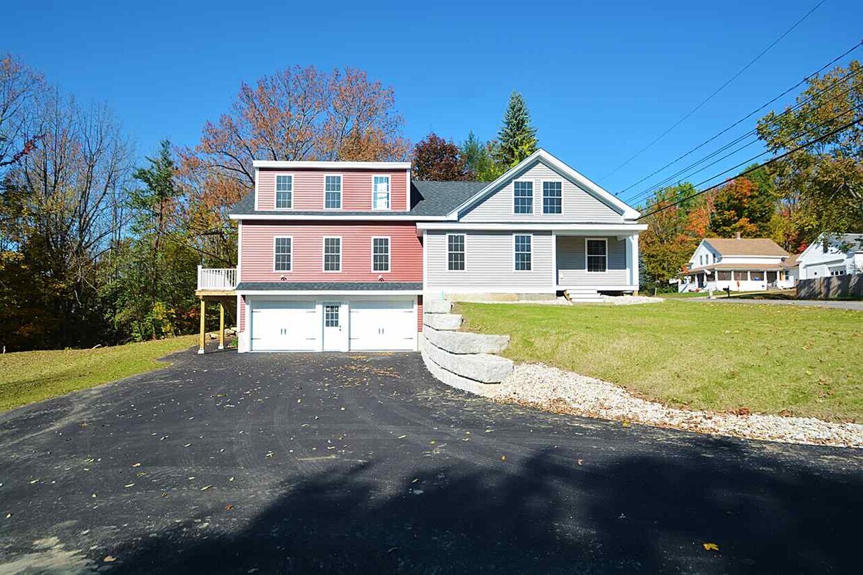 53 1st NH Turnpike, Northwood, NH 03261 Townhouse for Rent in