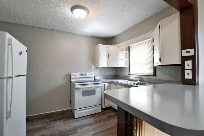 Building Photo - 505 N 38th St