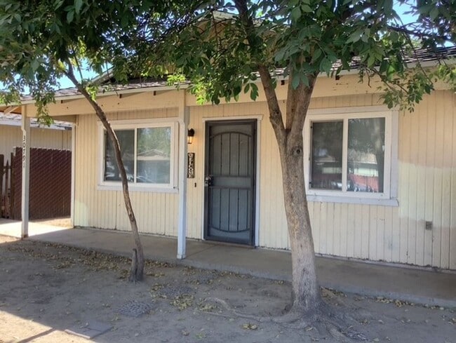 Building Photo - 30791 Robinson Rd