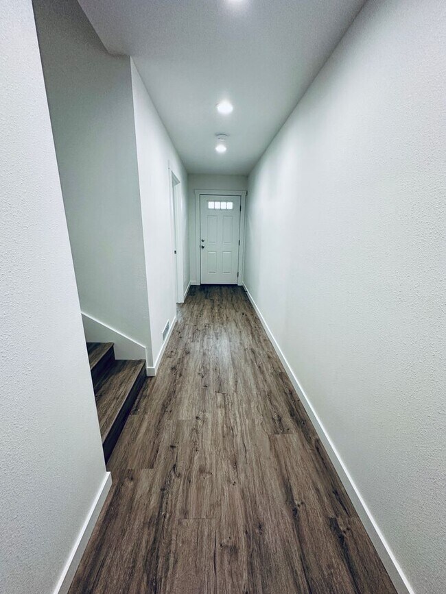 Foto del edificio - Spacious 3 BR / 3.5 BA Home in Prime Corvallis Location — $2,250