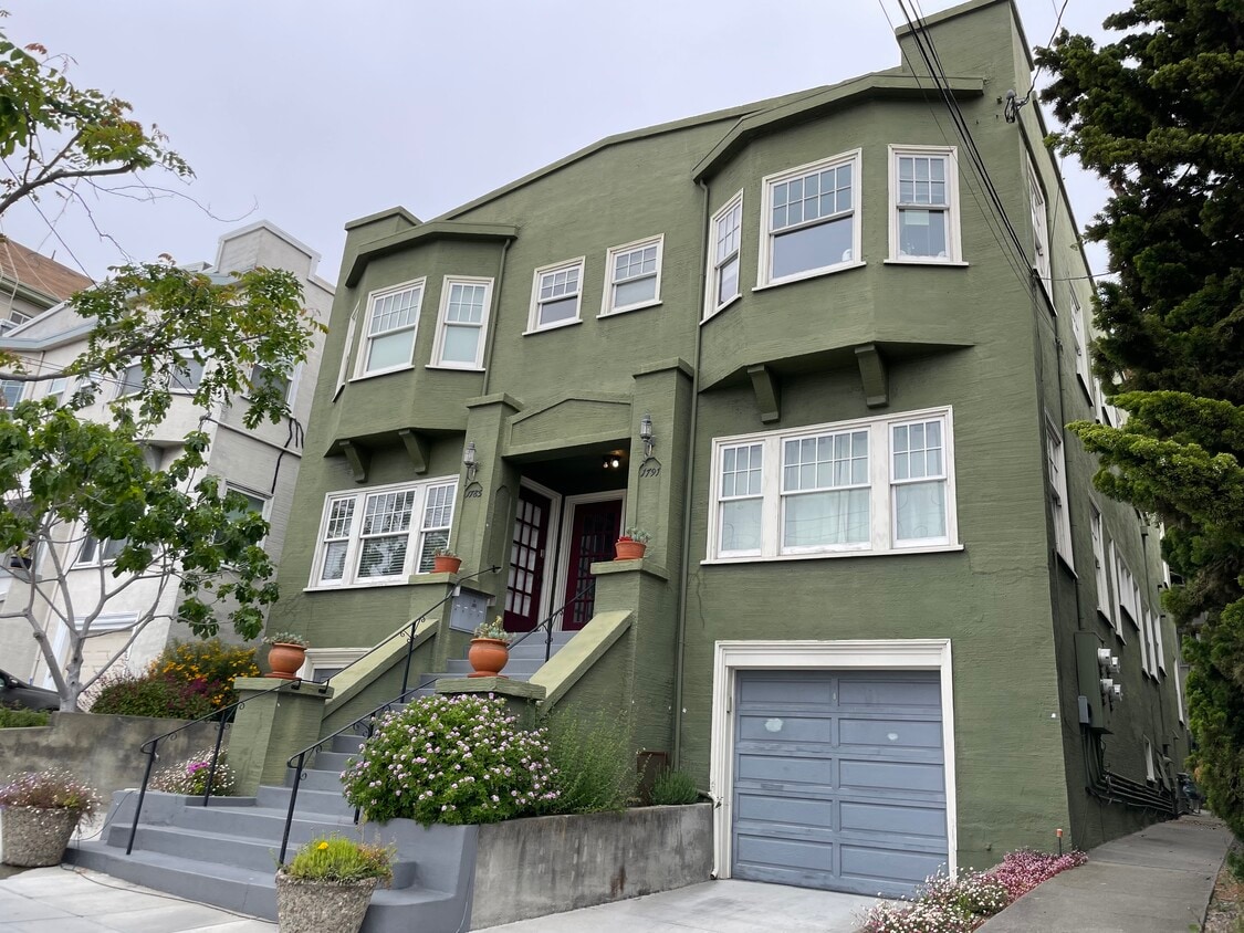 1785 Oxford St Unit 1, Berkeley, CA 94709 Condo for Rent in Berkeley