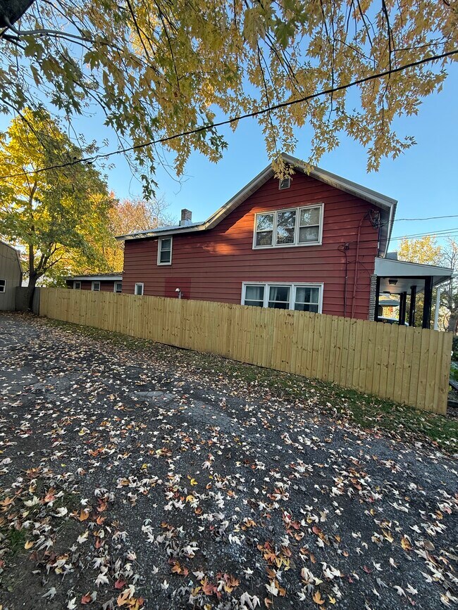 Foto del edificio - 293 N Midler Ave