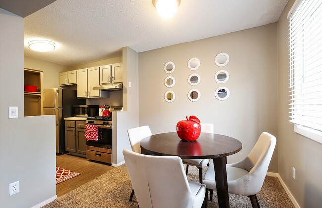 Foto del edificio - The Atwood at Eden Prairie