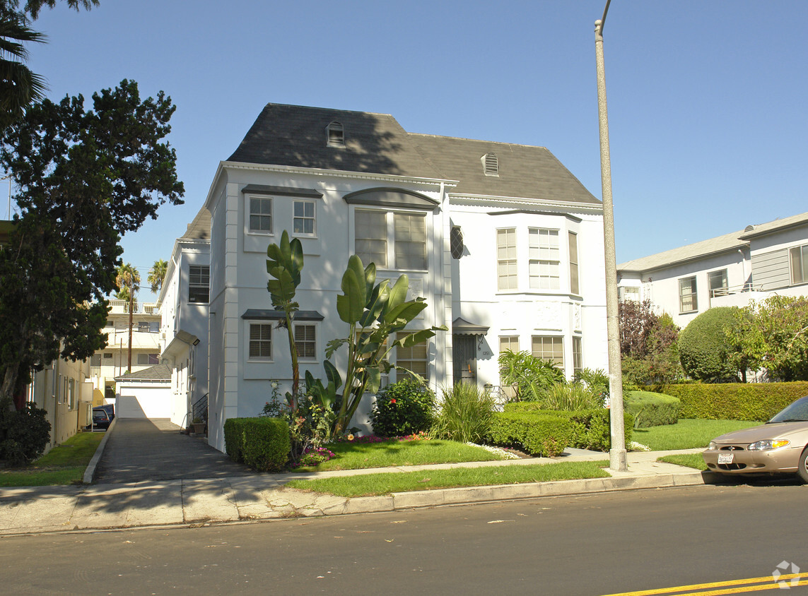 Foto principal - 1351-1357 N Alta Vista Blvd