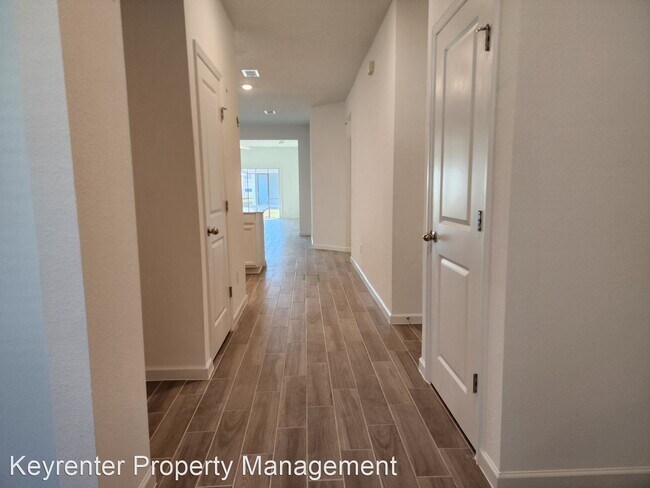 Foto del edificio - 3 br, 2 bath House - 7559 Nasturtium Way