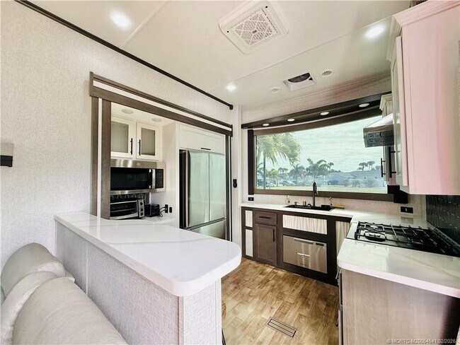 Foto del edificio - 10725 S Ocean Dr
