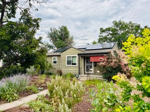 Building Photo - 76 S Canosa Way