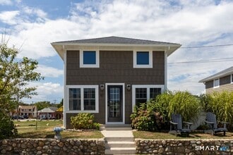 Building Photo - 57 Swan Ave