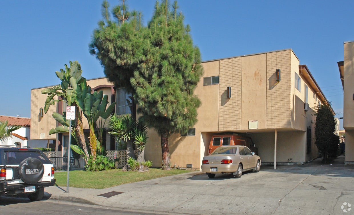 1960 S Garth Ave, Los Angeles, CA 90034 Apartments in Los Angeles, CA