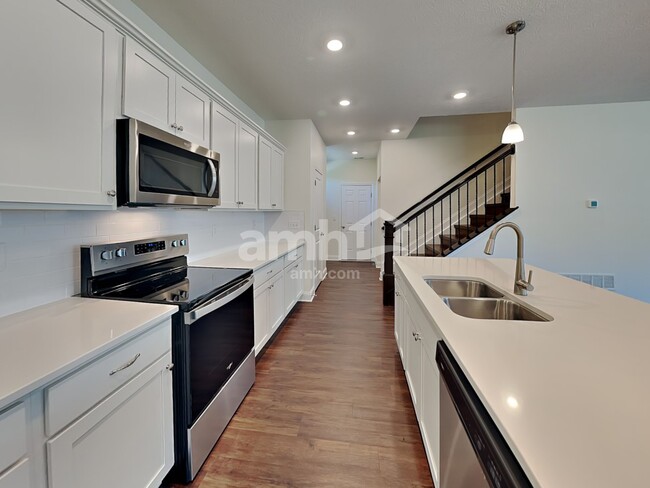 Building Photo - 12500 Dardevle Ct