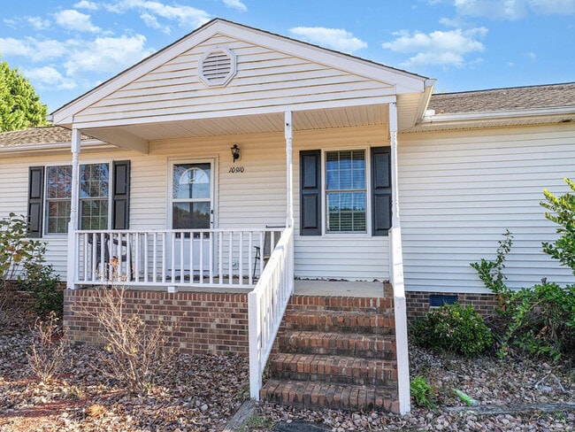 Building Photo - Earn Wealth While Leasing – Like a Homeowner – Lease to Own