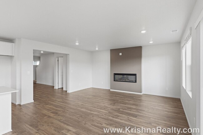 Building Photo - Beautiful 4 BD* 2.5 BA  **NEW** CONSTRUCTI...