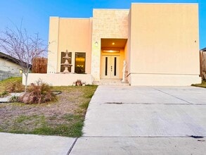 Building Photo - 1603 Cozumel Dr